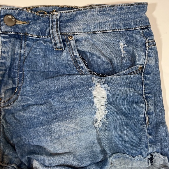 Rue 21 Distressed Denim Shorts - Picture 2 of 11